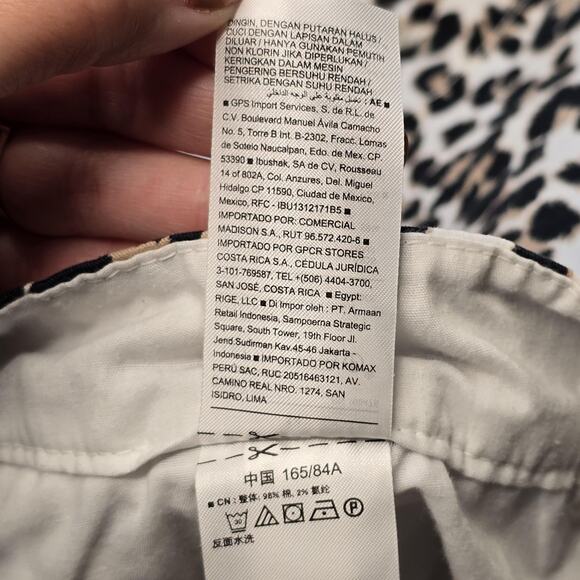 Old Navy Shorts Womens 14 Leopard Animal Print Mid Rise Everyday Short Summer - Picture 9 of 11